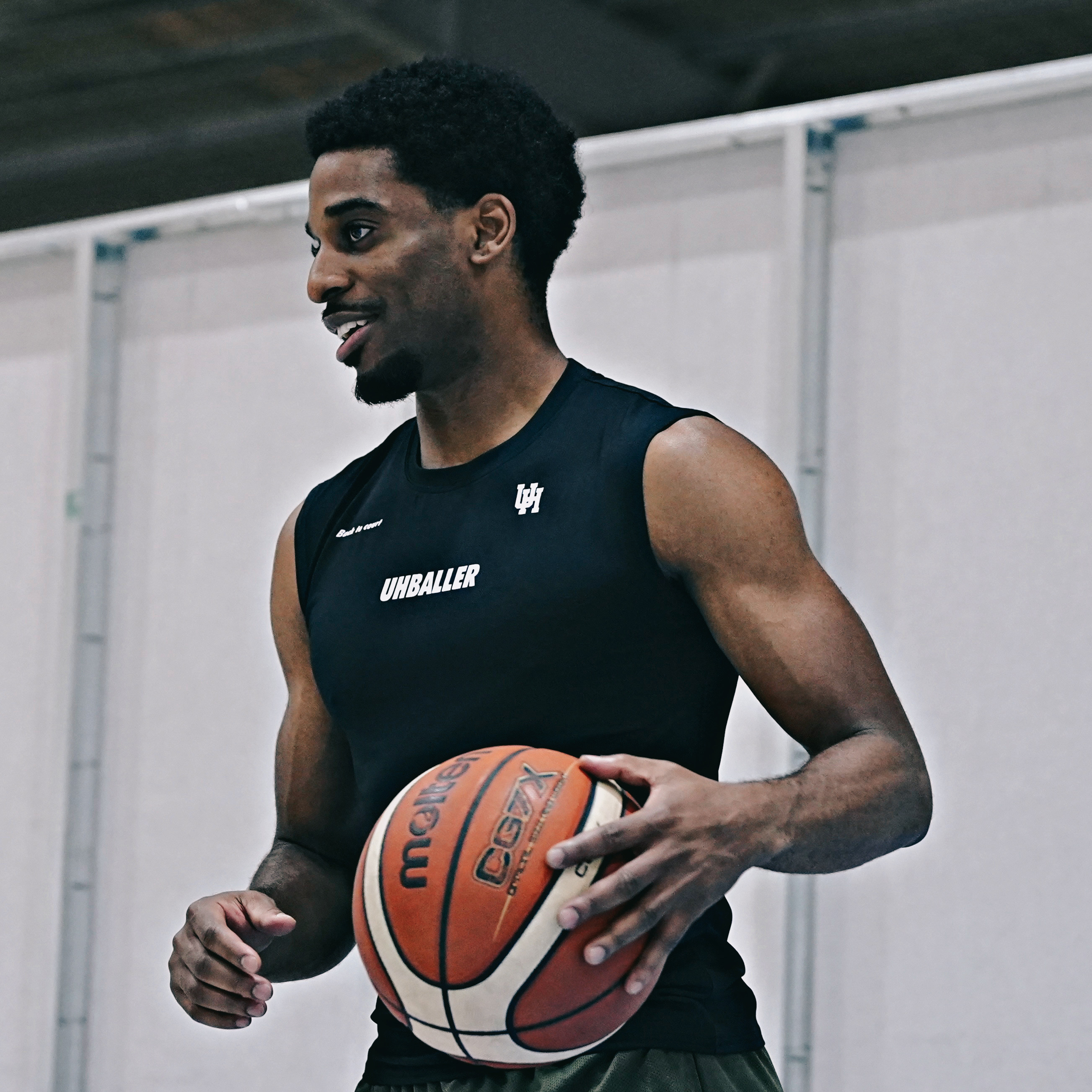 UH夏季款美式训练男士背心高弹紧身速干衣休闲健身跑步吸汗无袖